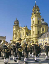 Bayern Kultur: Trachtenzug München